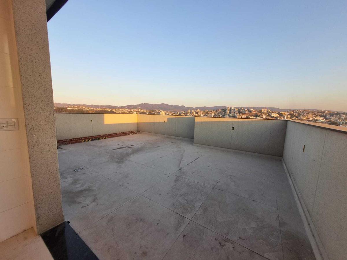 Cobertura, Jardim Industrial, 3 Quartos, 2 Vagas, 1 Suíte