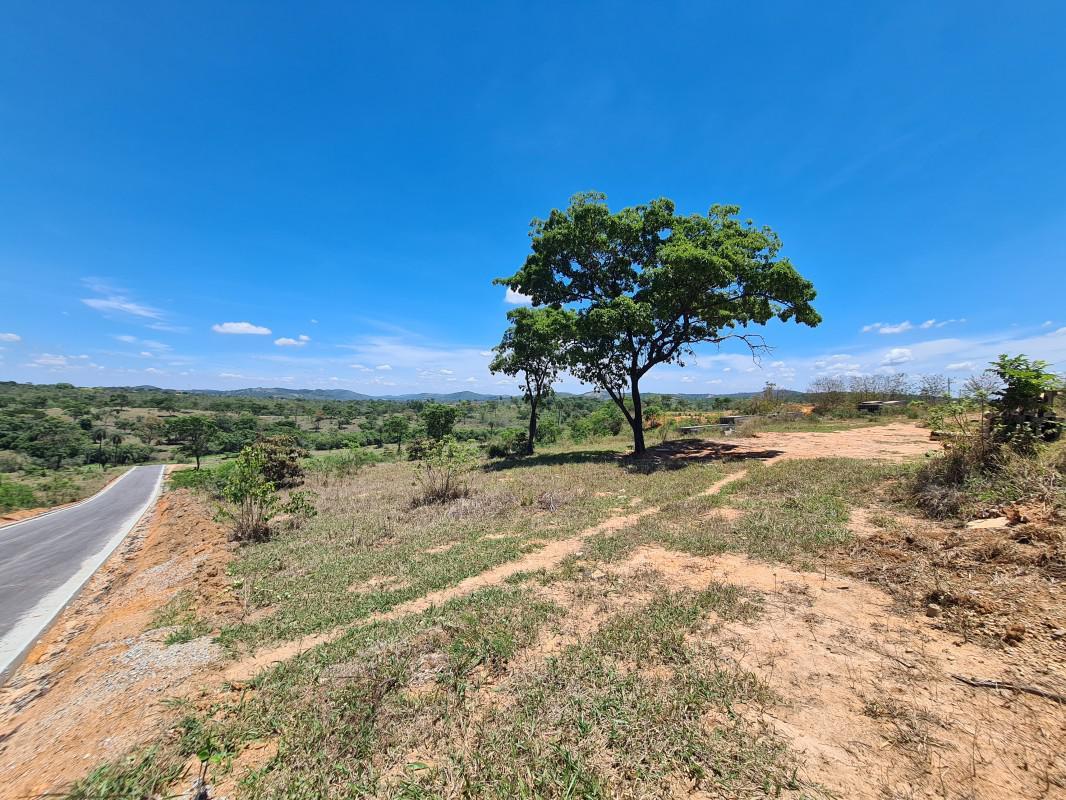 Lote, Novo Retiro, 0 Quarto, 0 Vaga