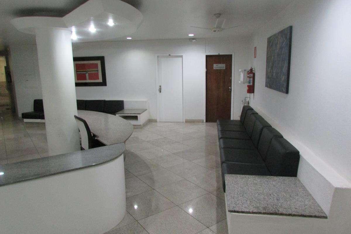 Sala, Santa Efigênia