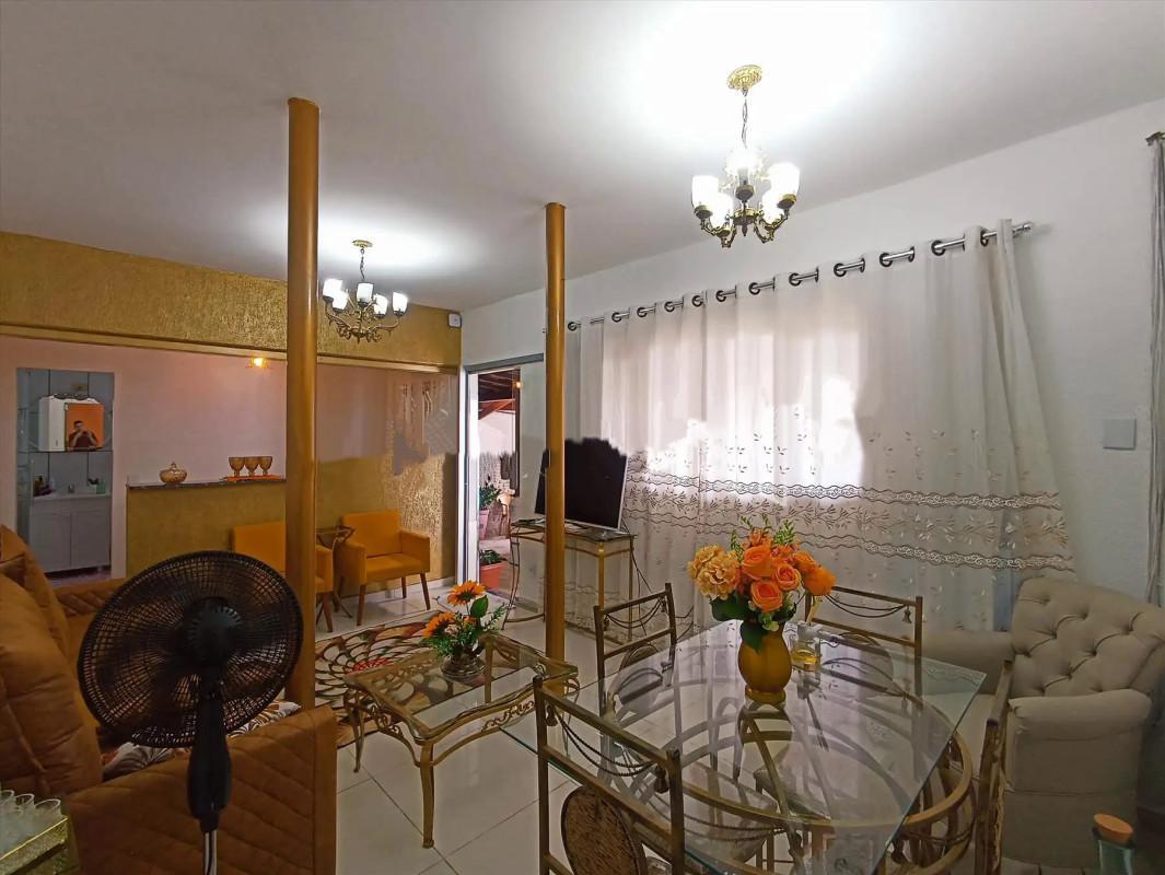 Casa, Petropolis, 4 Quartos, 3 Vagas