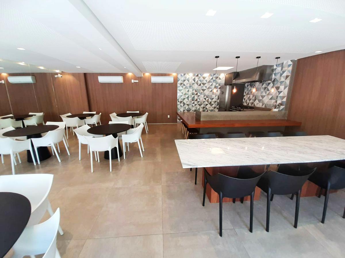 Apartamento, Funcionários, 2 Quartos, 2 Vagas, 2 Suítes
