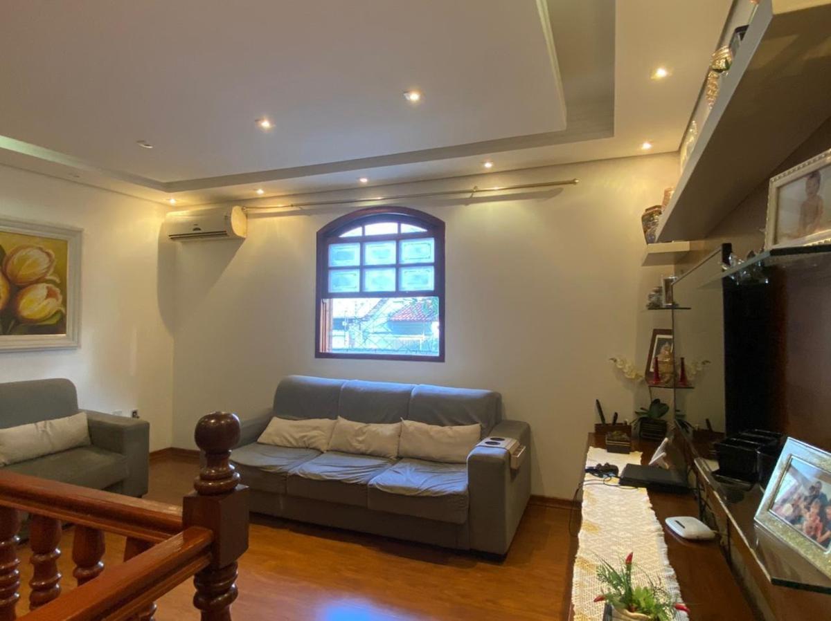 Casa, Itapoã, 6 Quartos, 3 Vagas, 1 Suíte