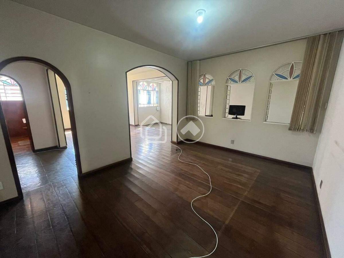 Casa, Mangabeiras, 4 Quartos, 4 Vagas, 1 Suíte