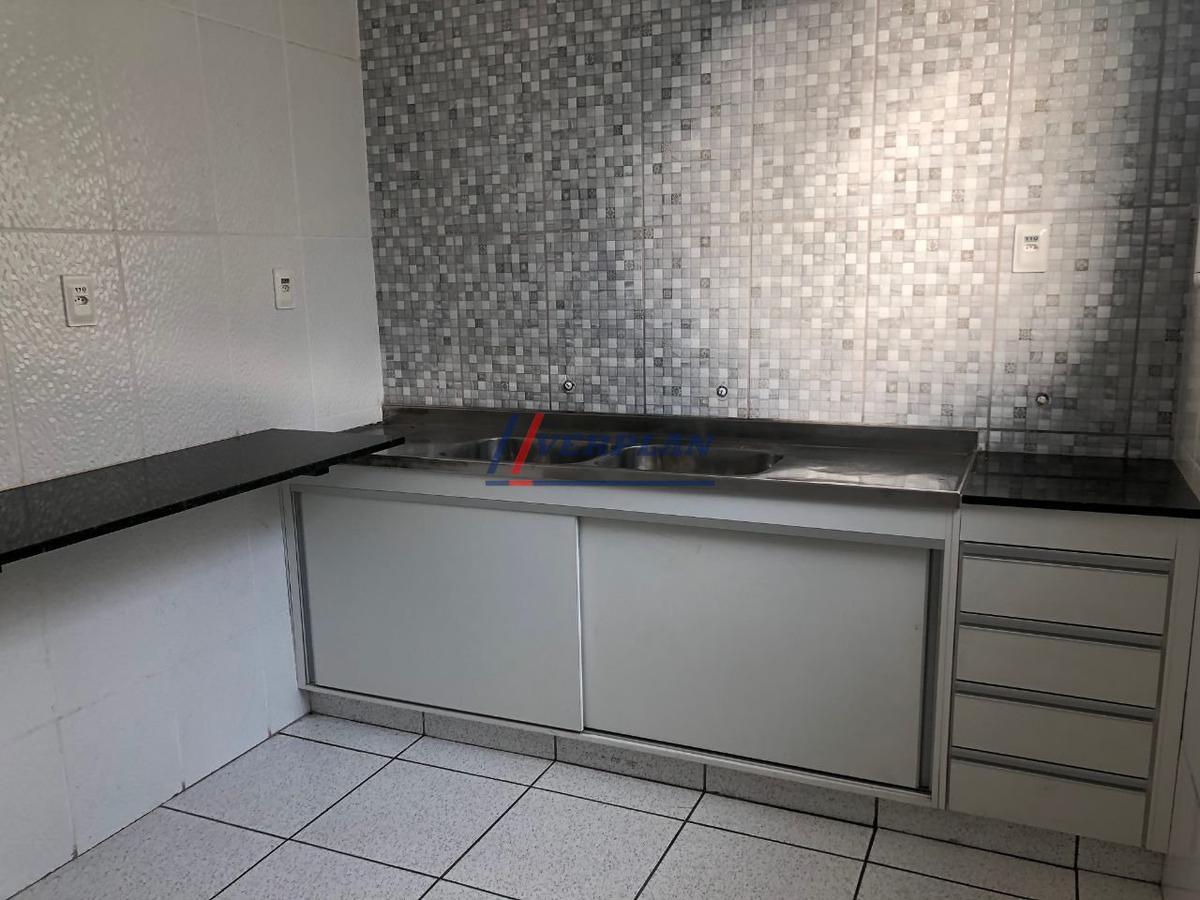 Casa, Cidade Jardim, 6 Quartos, 2 Vagas, 1 Suíte