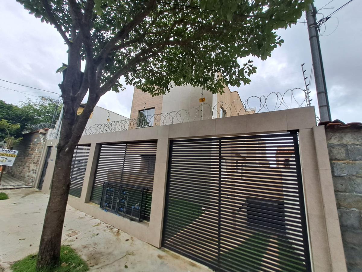 Cobertura, Planalto, 3 Quartos, 2 Vagas, 1 Suíte