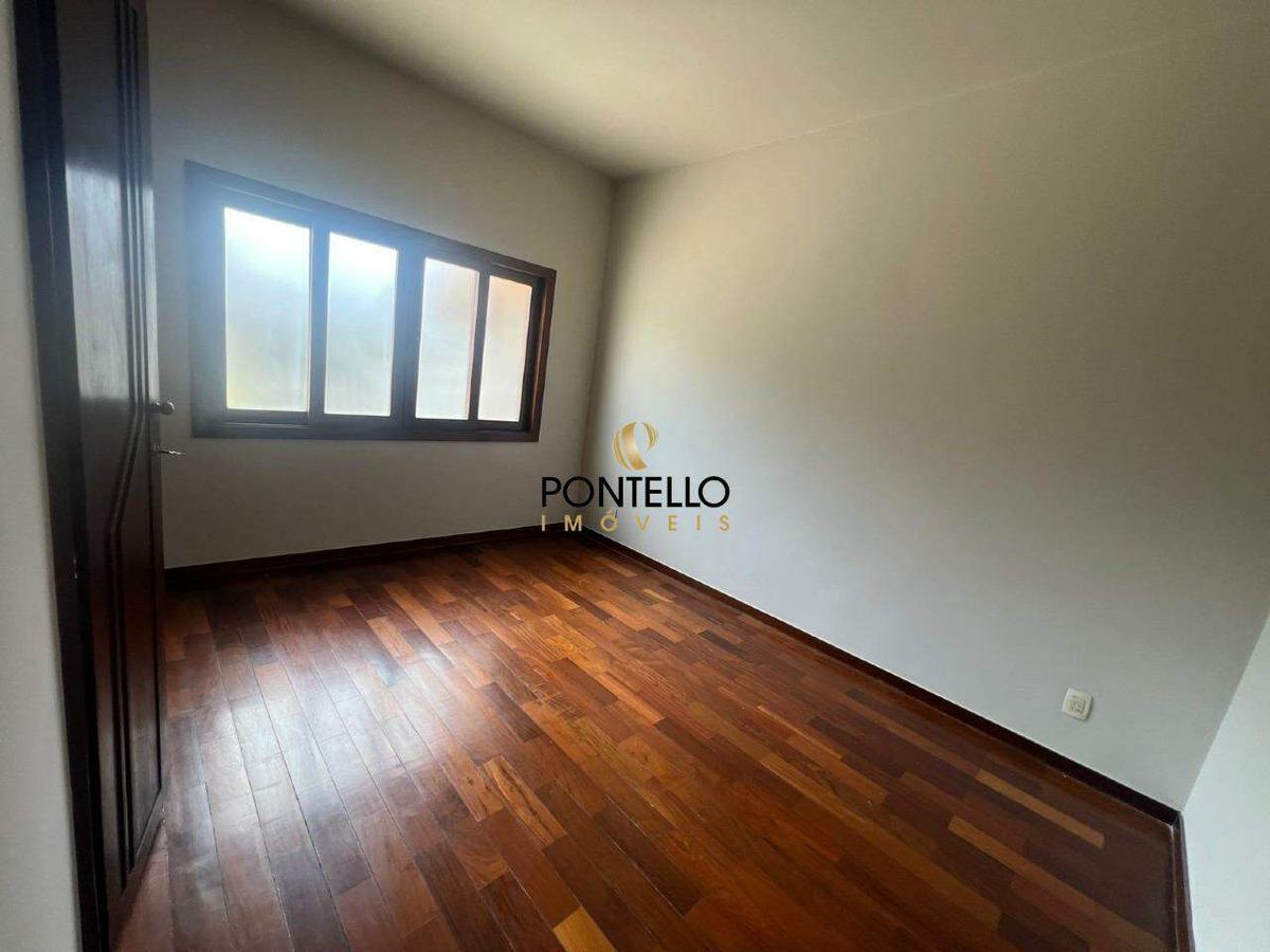 Casa, Jardim Arizona, 4 Quartos, 3 Vagas, 1 Suíte