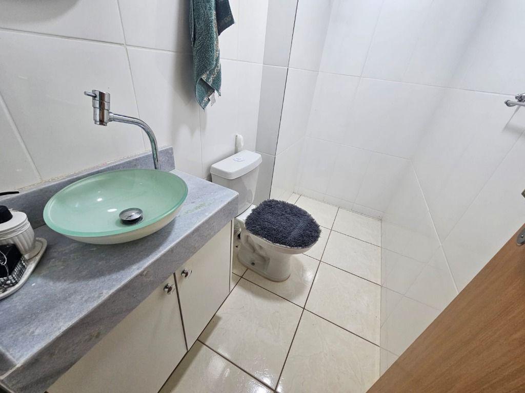 Casa, Vila Francisco de Moura, 2 Quartos, 1 Vaga