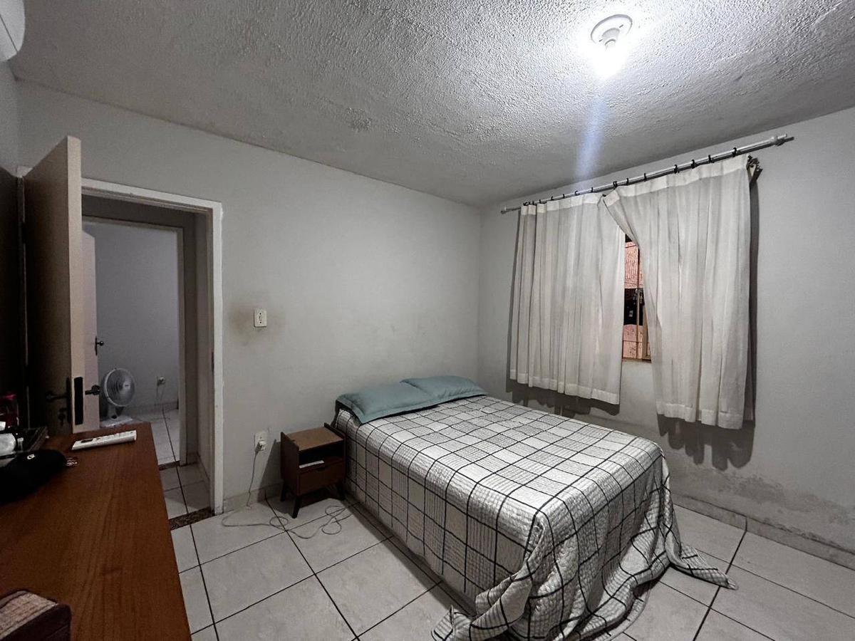 Casa, Floresta, 3 Quartos, 0 Vaga, 1 Suíte