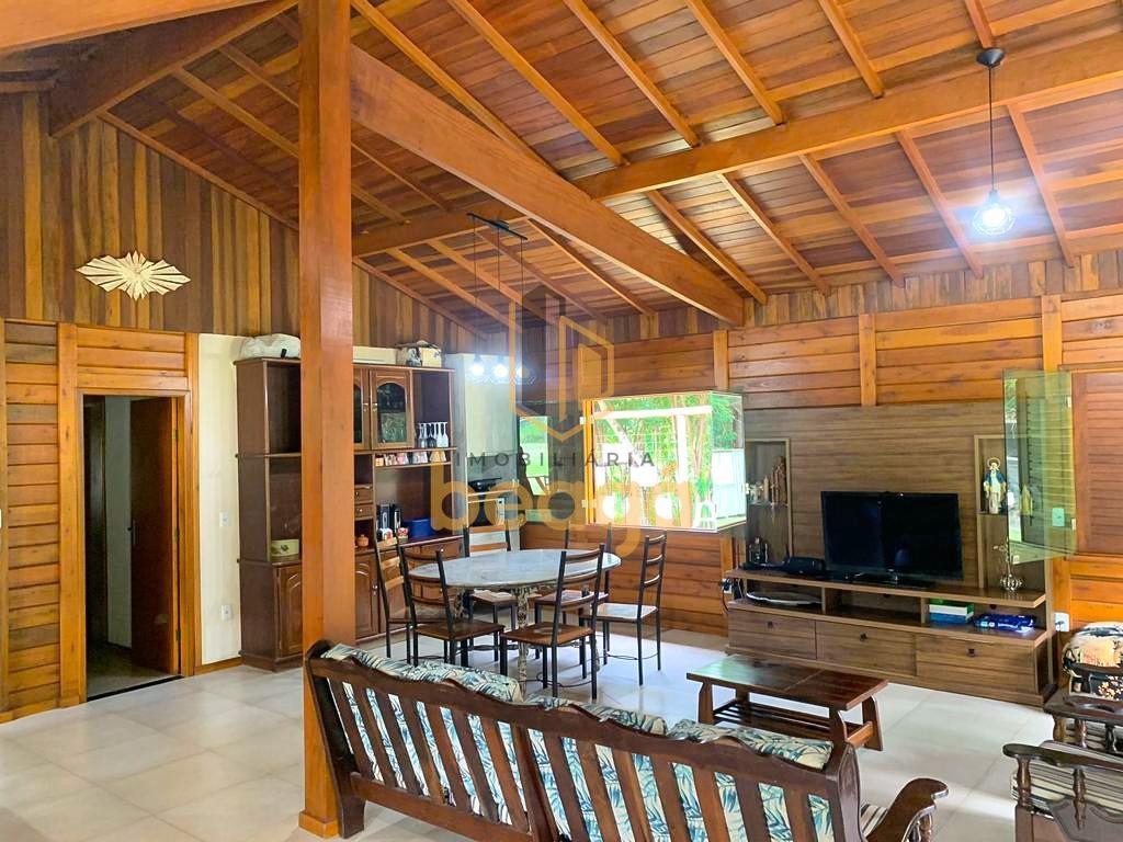 Fazenda, Iporanga, 4 Quartos, 10 Vagas, 2 Suítes