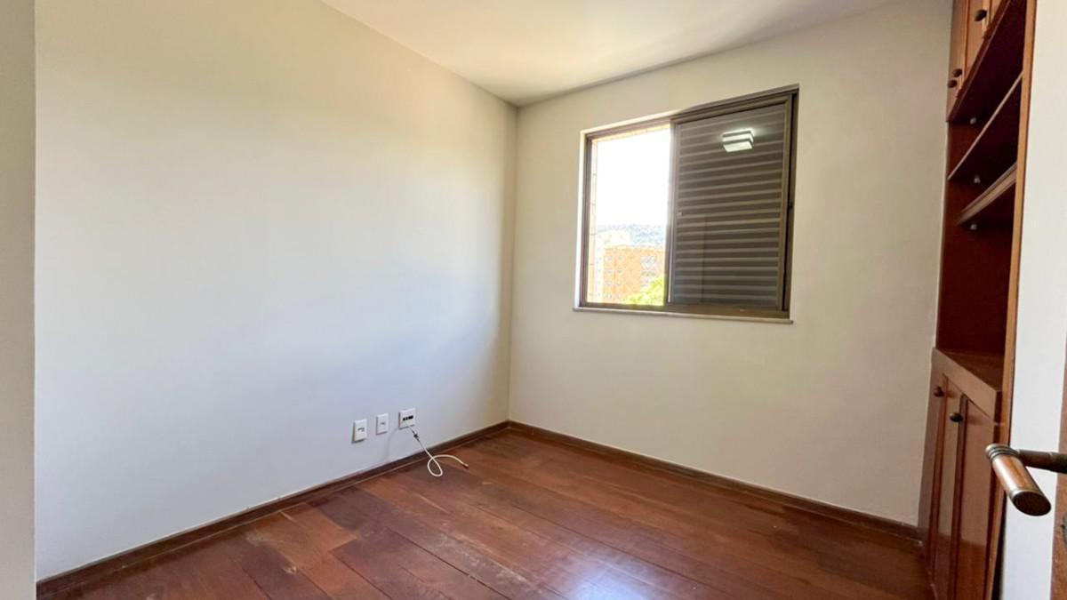Apartamento, Cruzeiro, 4 Quartos, 2 Vagas, 1 Suíte