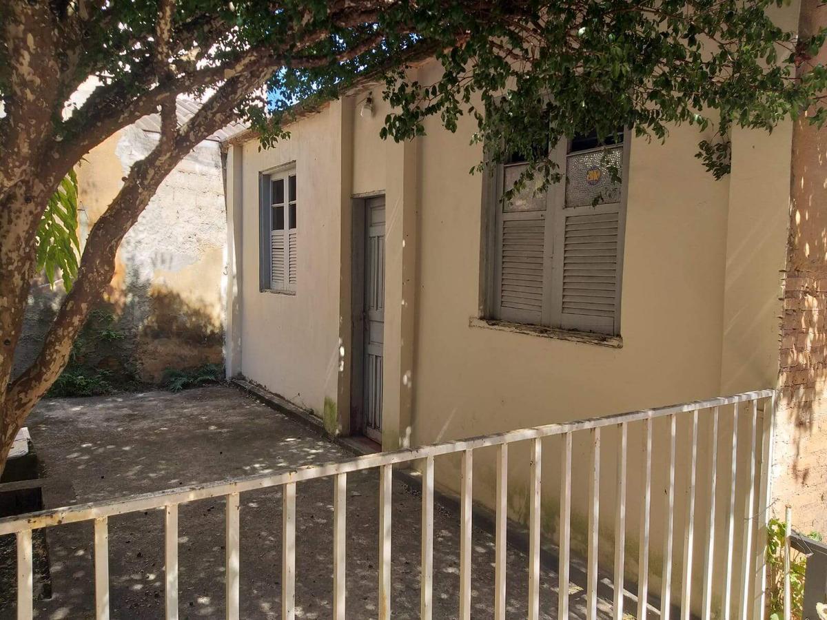 Casa, Jardim América, 2 Quartos, 0 Vaga