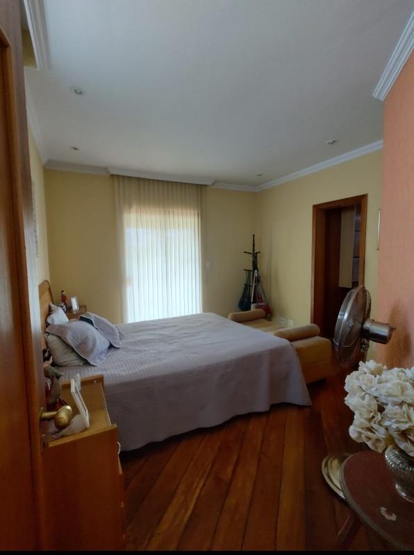 Casa, Quintas Coloniais, 4 Quartos, 6 Vagas, 1 Suíte