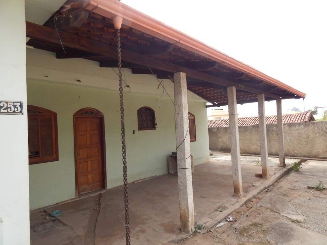 Casa, Novo Eldorado, 3 Quartos, 6 Vagas