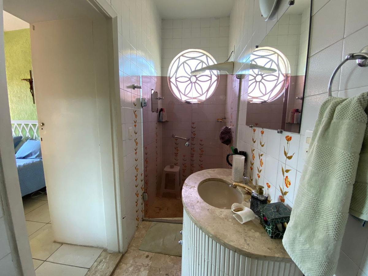 Casa, Colégio Batista, 4 Quartos, 4 Vagas, 1 Suíte