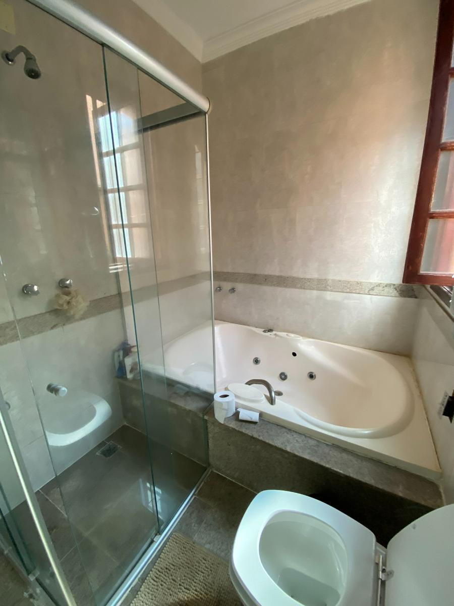 Casa, Braúnas, 3 Quartos, 7 Vagas, 3 Suítes