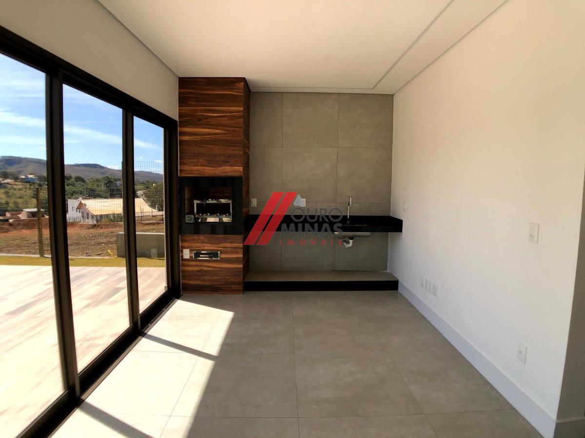 Casa, Centro, 4 Quartos, 4 Vagas, 2 Suítes