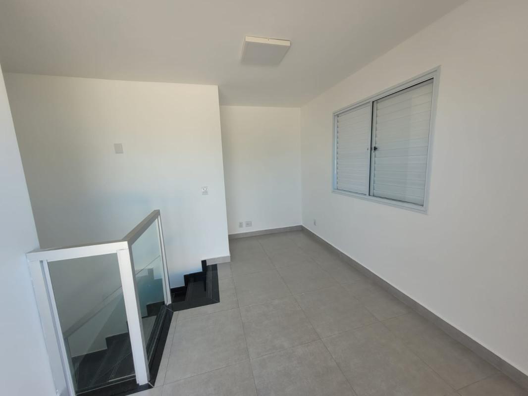 Cobertura, Jardim América, 3 Quartos, 2 Vagas, 1 Suíte