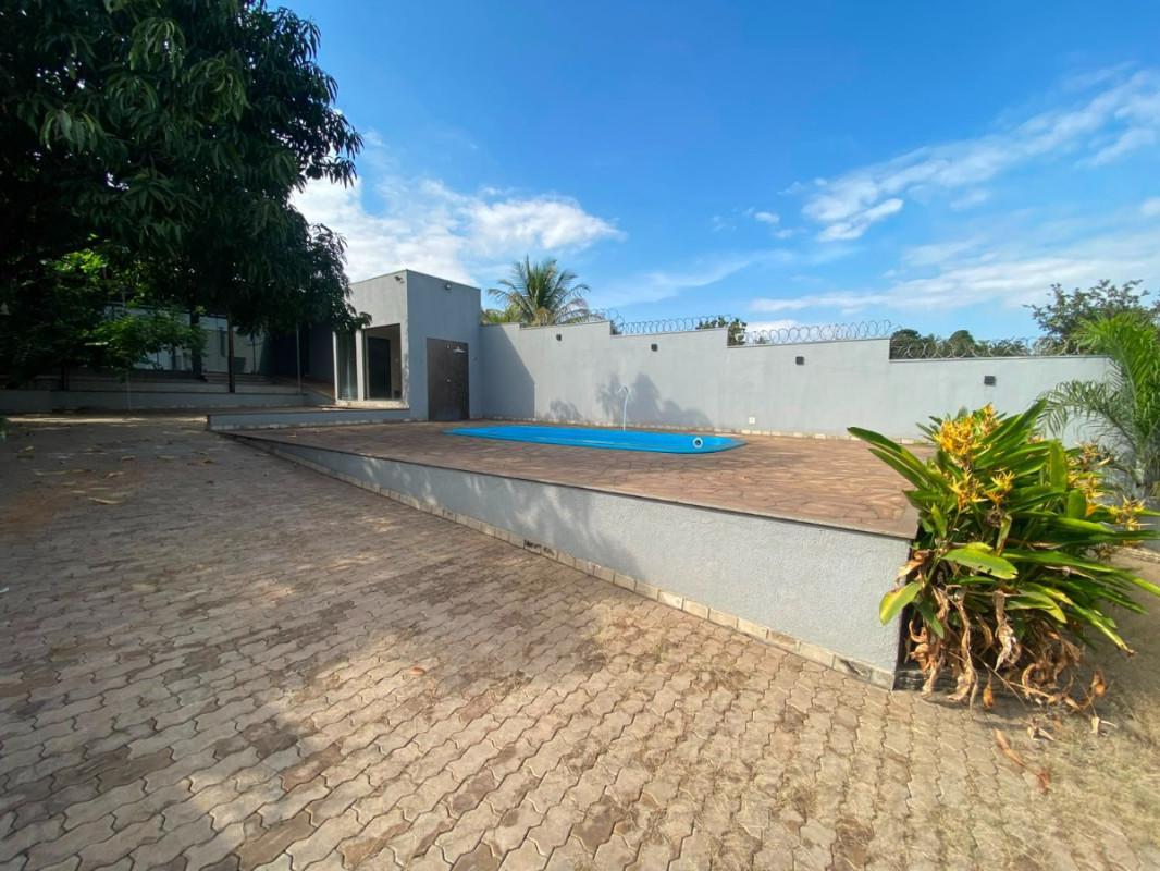 Fazenda, Barreiro, 2 Quartos, 4 Vagas