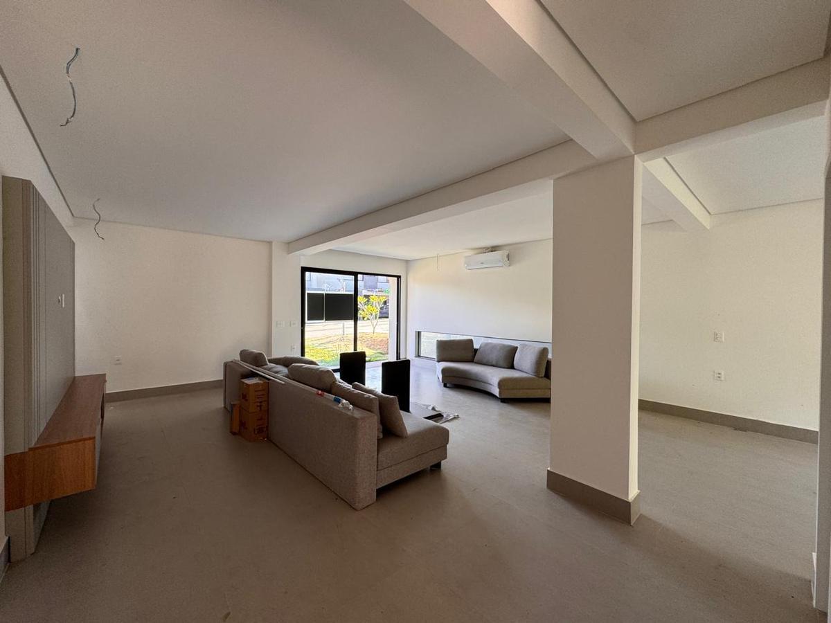 Casa, Garças, 3 Quartos, 2 Vagas, 1 Suíte