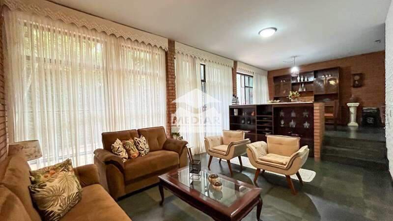 Casa, Comiteco, 4 Quartos, 3 Vagas, 2 Suítes