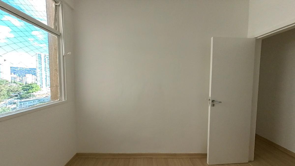 Apartamento, Floresta, 2 Quartos, 0 Vaga