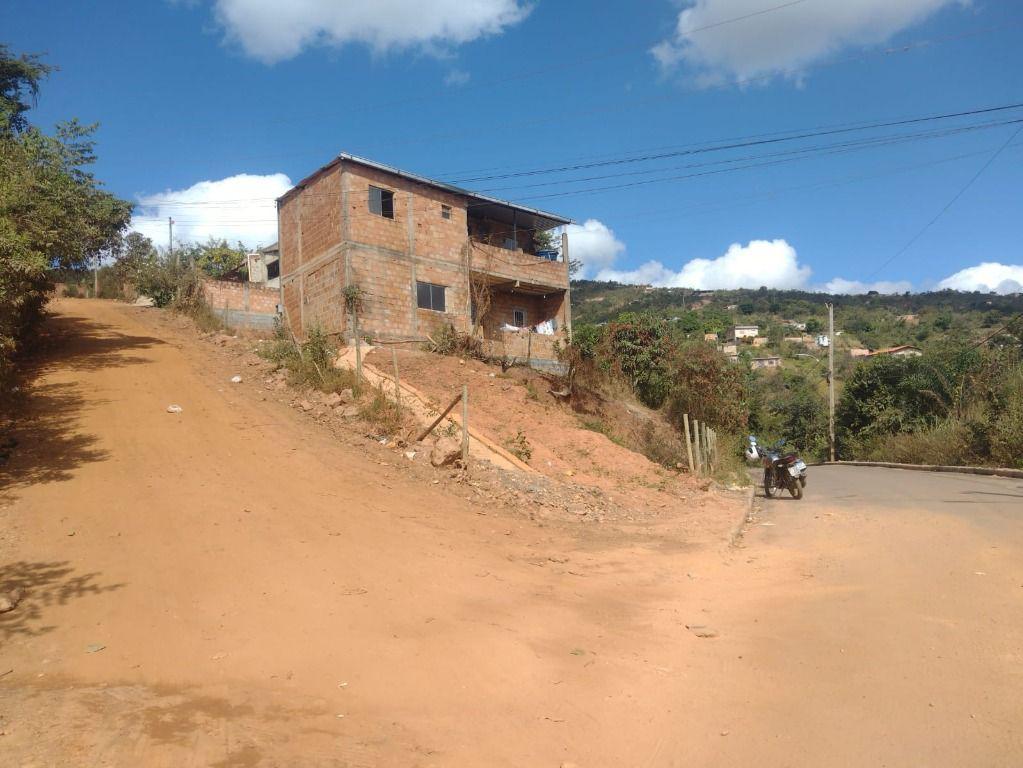 Casa, Santo Antônio (roça Grande), 4 Quartos, 0 Vaga