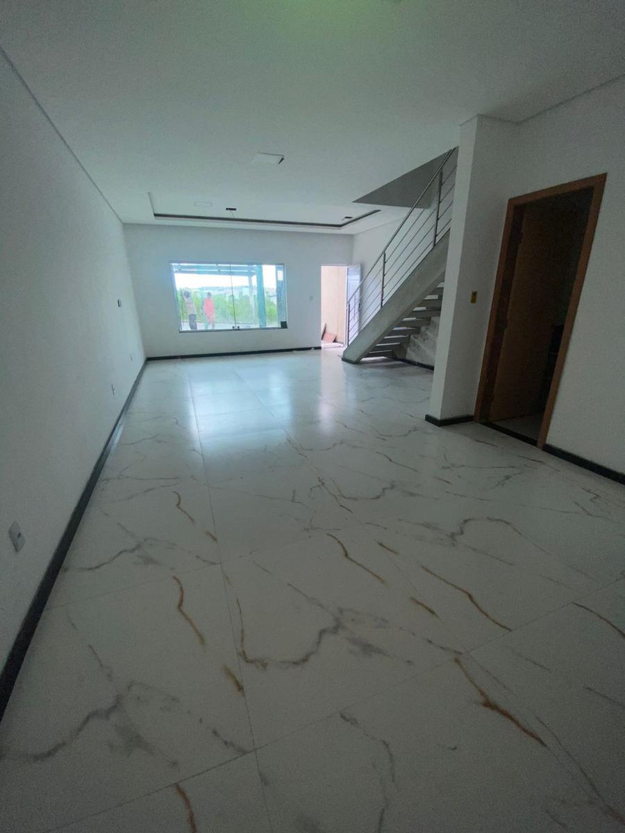 Casa, Três Barras, 3 Quartos, 2 Vagas, 1 Suíte