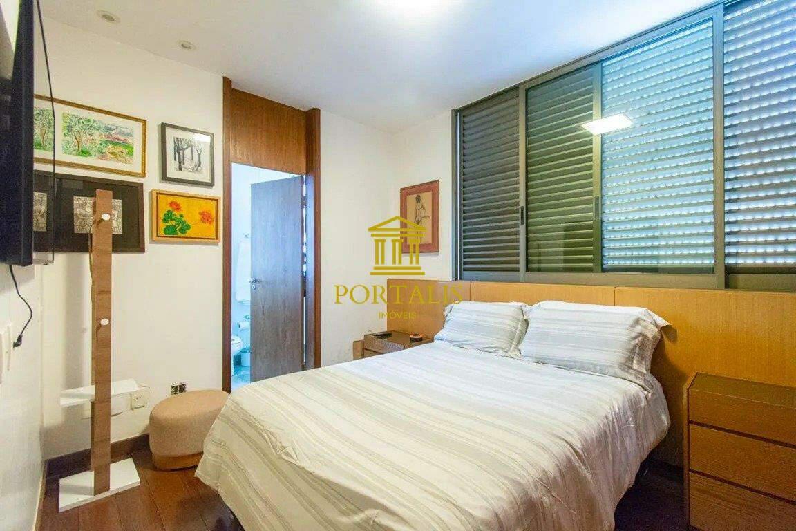 Apartamento, Serra, 4 Quartos, 3 Vagas, 2 Suítes