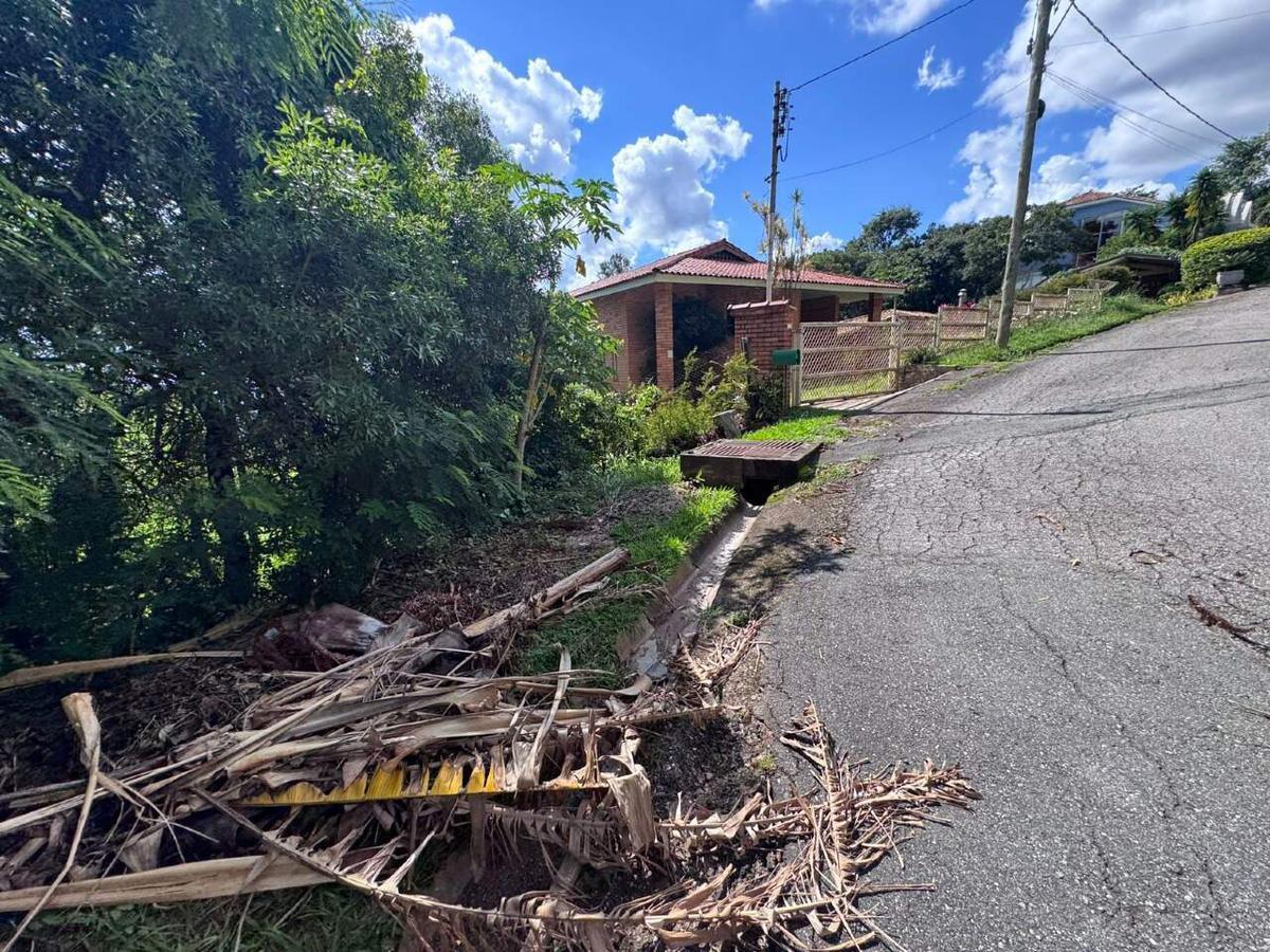 Lote, Retiro do Chalé, 0 Quarto, 0 Vaga
