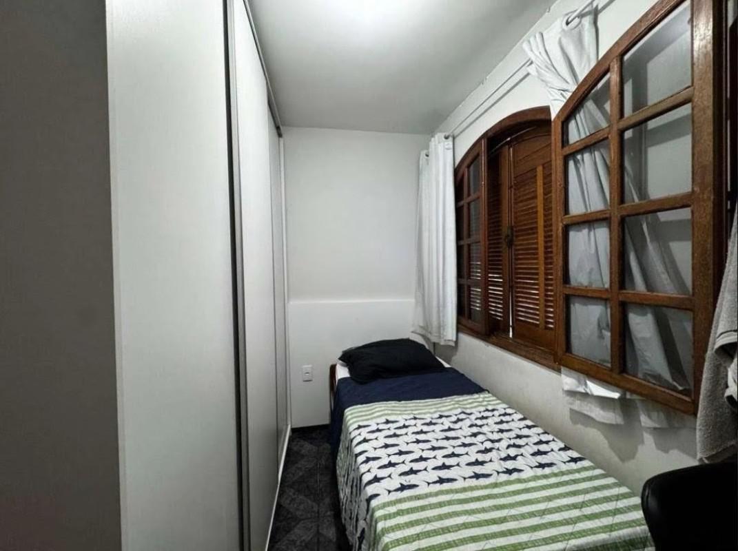 Casa, Jardim América, 5 Quartos, 4 Vagas, 2 Suítes