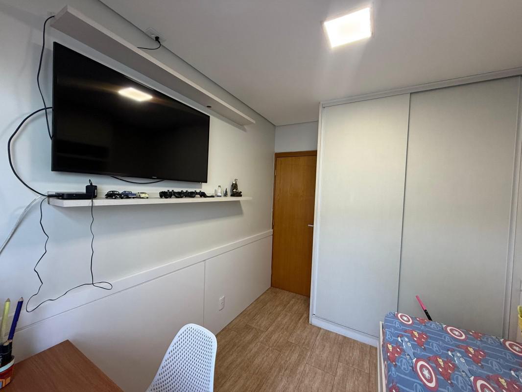 Casa, Planalto, 3 Quartos, 2 Vagas, 1 Suíte