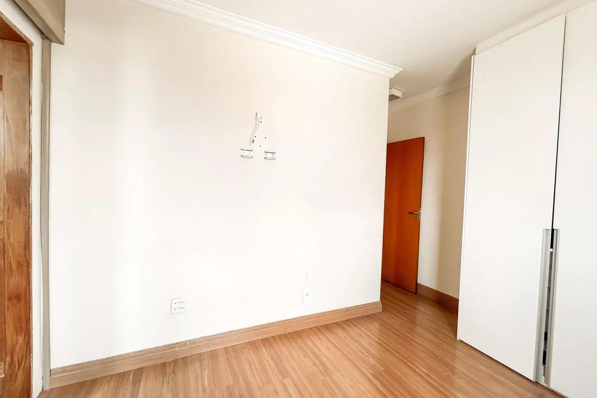 Apartamento, Castelo, 2 Quartos, 2 Vagas, 1 Suíte