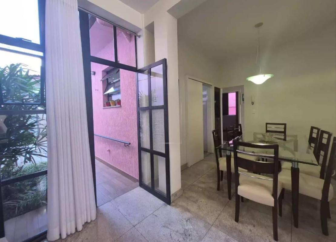 Casa, Santa Inês, 5 Quartos, 3 Vagas, 2 Suítes