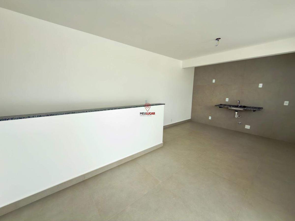 Cobertura, Jardim Industrial, 3 Quartos, 2 Vagas, 1 Suíte