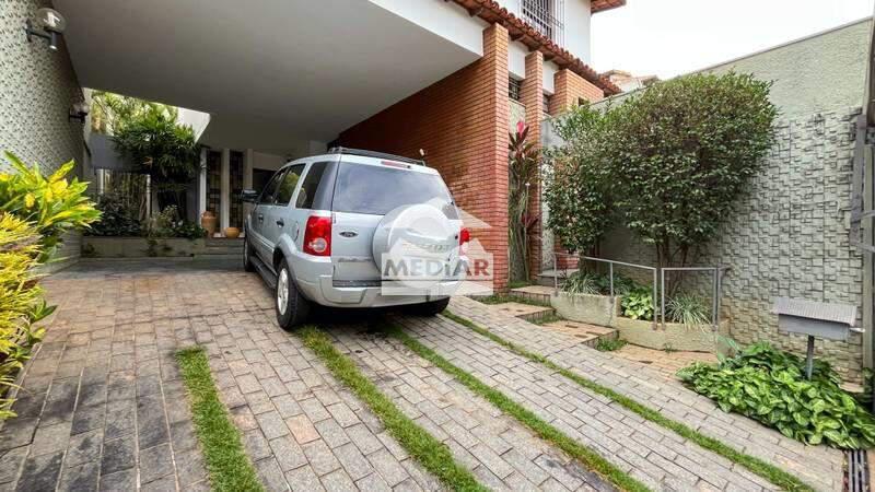 Casa, Comiteco, 4 Quartos, 3 Vagas, 2 Suítes