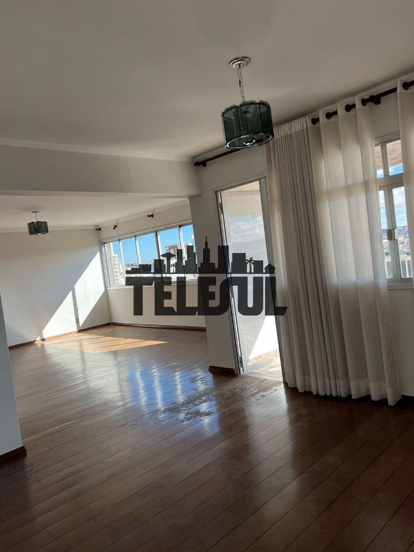Apartamento, Centro, 3 Quartos, 0 Vaga, 1 Suíte