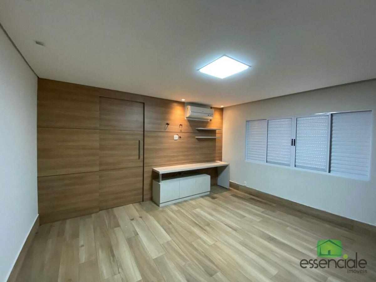 Casa, Central Parque, 3 Quartos, 4 Vagas, 2 Suítes