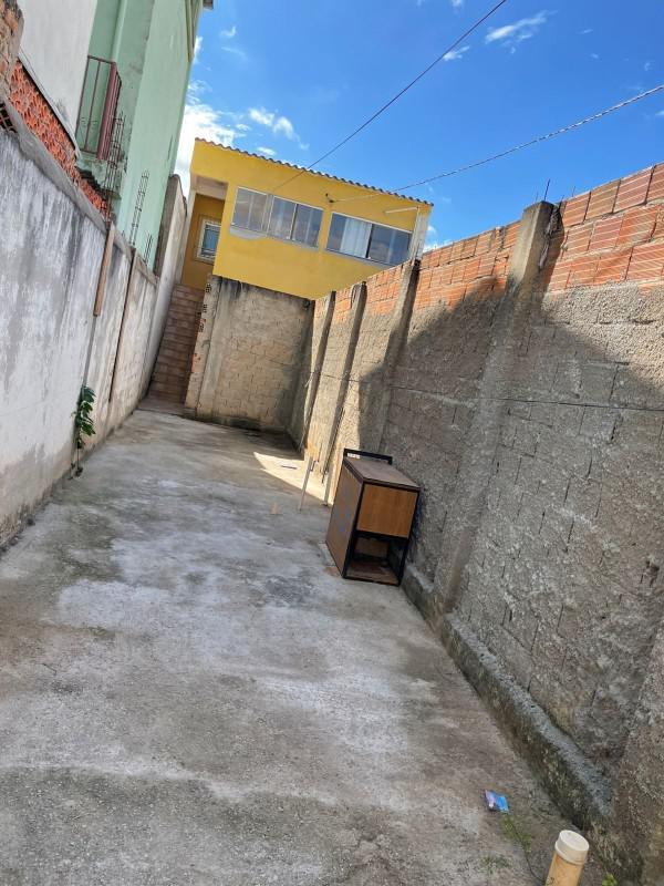 Casa, Santa Terezinha, 2 Quartos, 3 Vagas