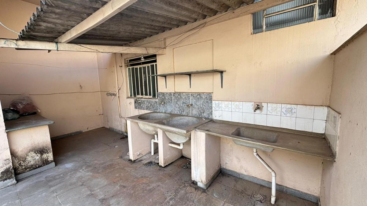 Apartamento, Centro, 4 Quartos, 0 Vaga, 1 Suíte