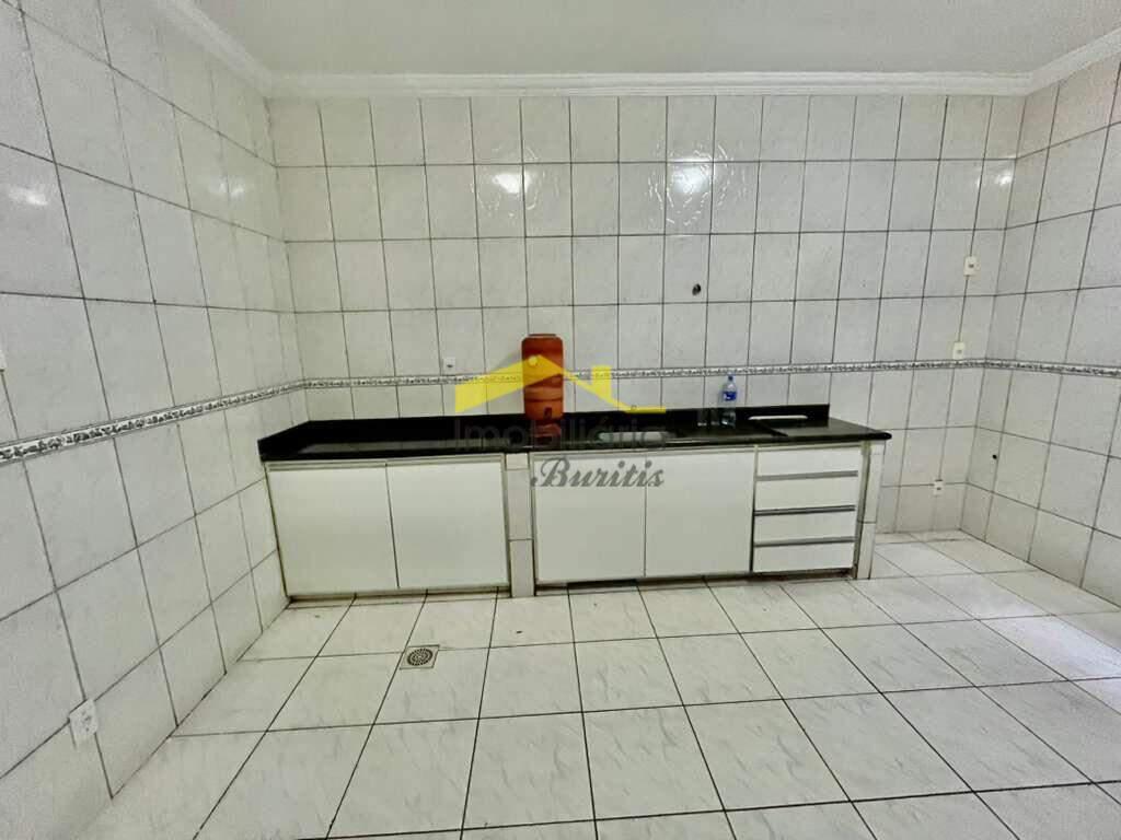 Casa, Buritis, 3 Quartos, 4 Vagas, 1 Suíte