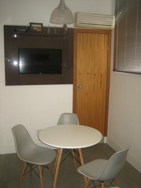 Andar, Savassi, 0 Quarto, 0 Vaga