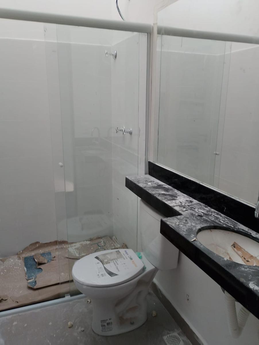 Casa, Santa Branca, 3 Quartos, 2 Vagas, 1 Suíte