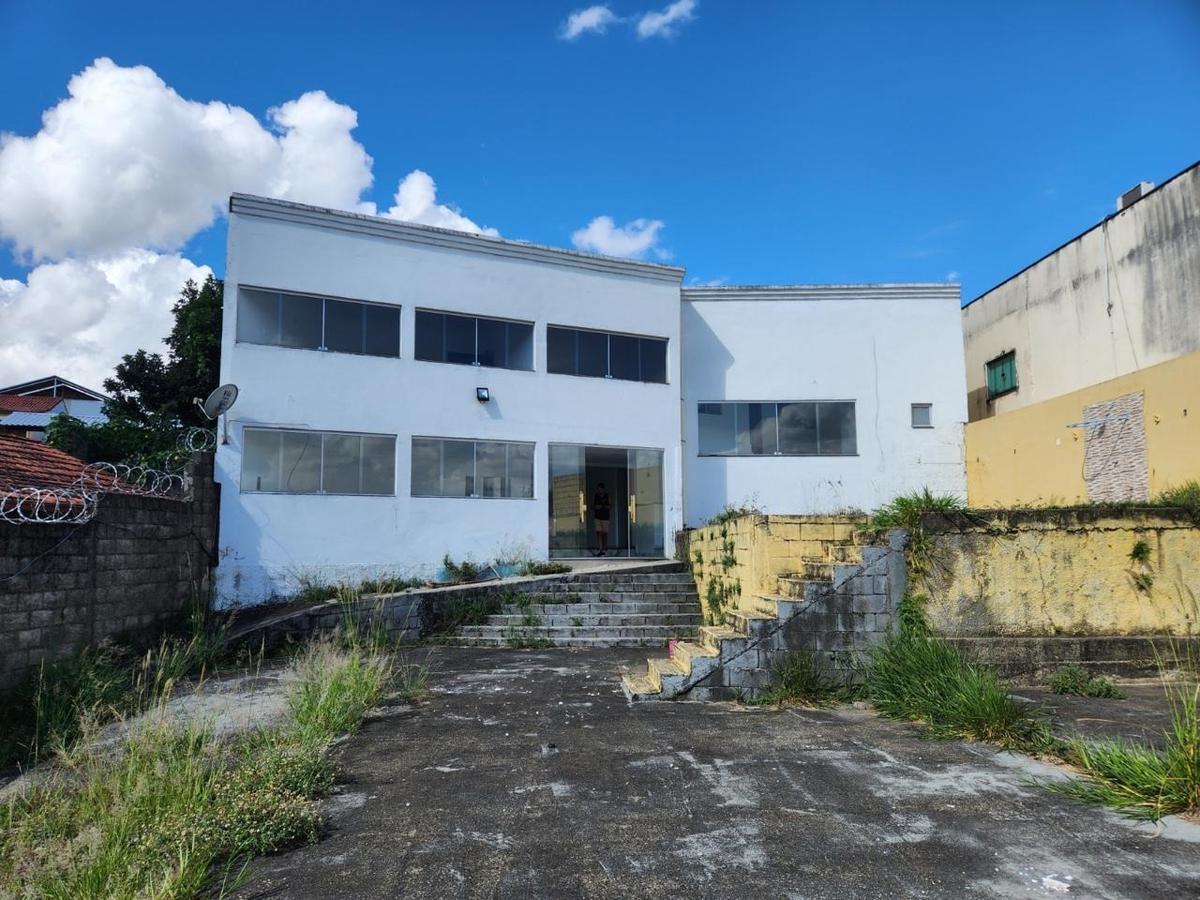 Casa, Colonial, 3 Quartos, 10 Vagas, 2 Suítes