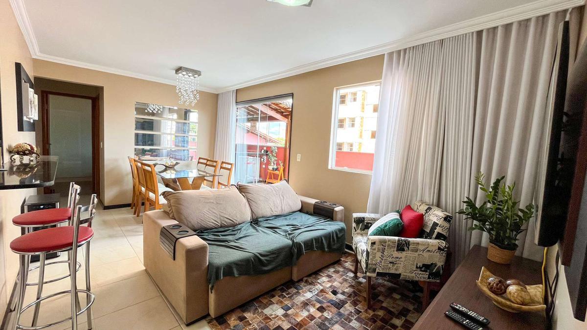 Apartamento, Sagrada Família, 3 Quartos, 2 Vagas, 1 Suíte