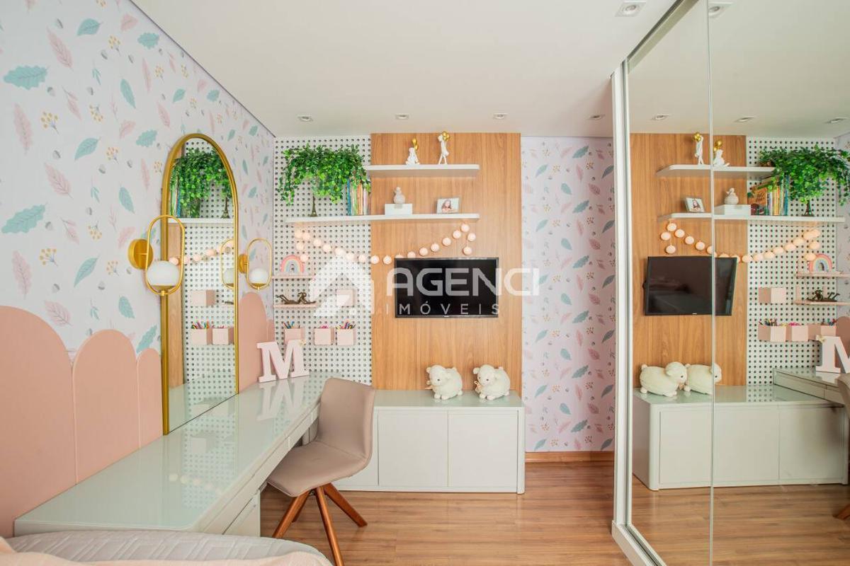 Casa, Cabral, 3 Quartos, 0 Vaga, 1 Suíte