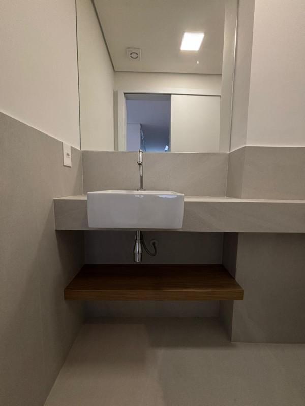 Apartamento, Sagrada Família, 3 Quartos, 2 Vagas, 1 Suíte