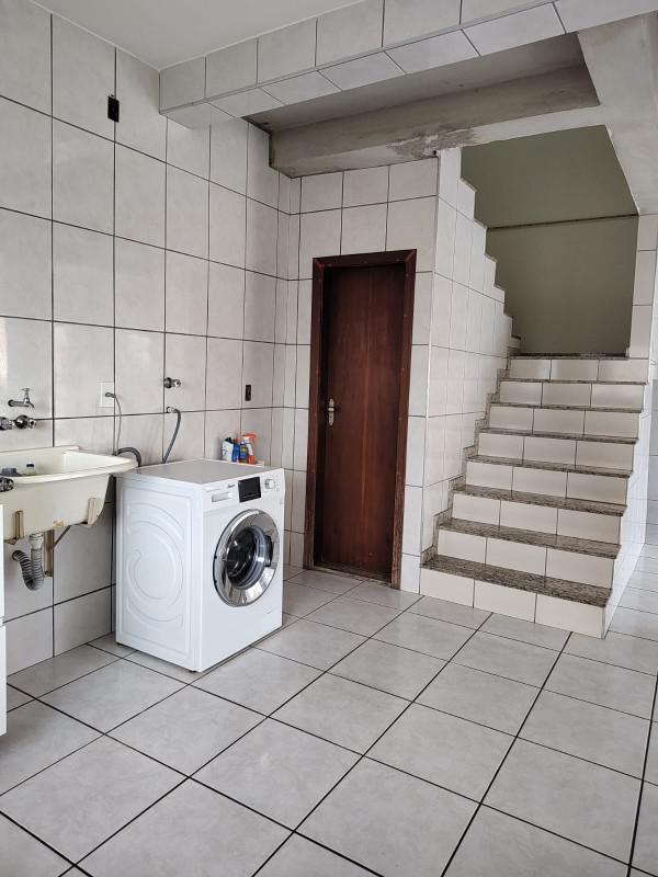 Casa, Milionários, 4 Quartos, 4 Vagas, 1 Suíte