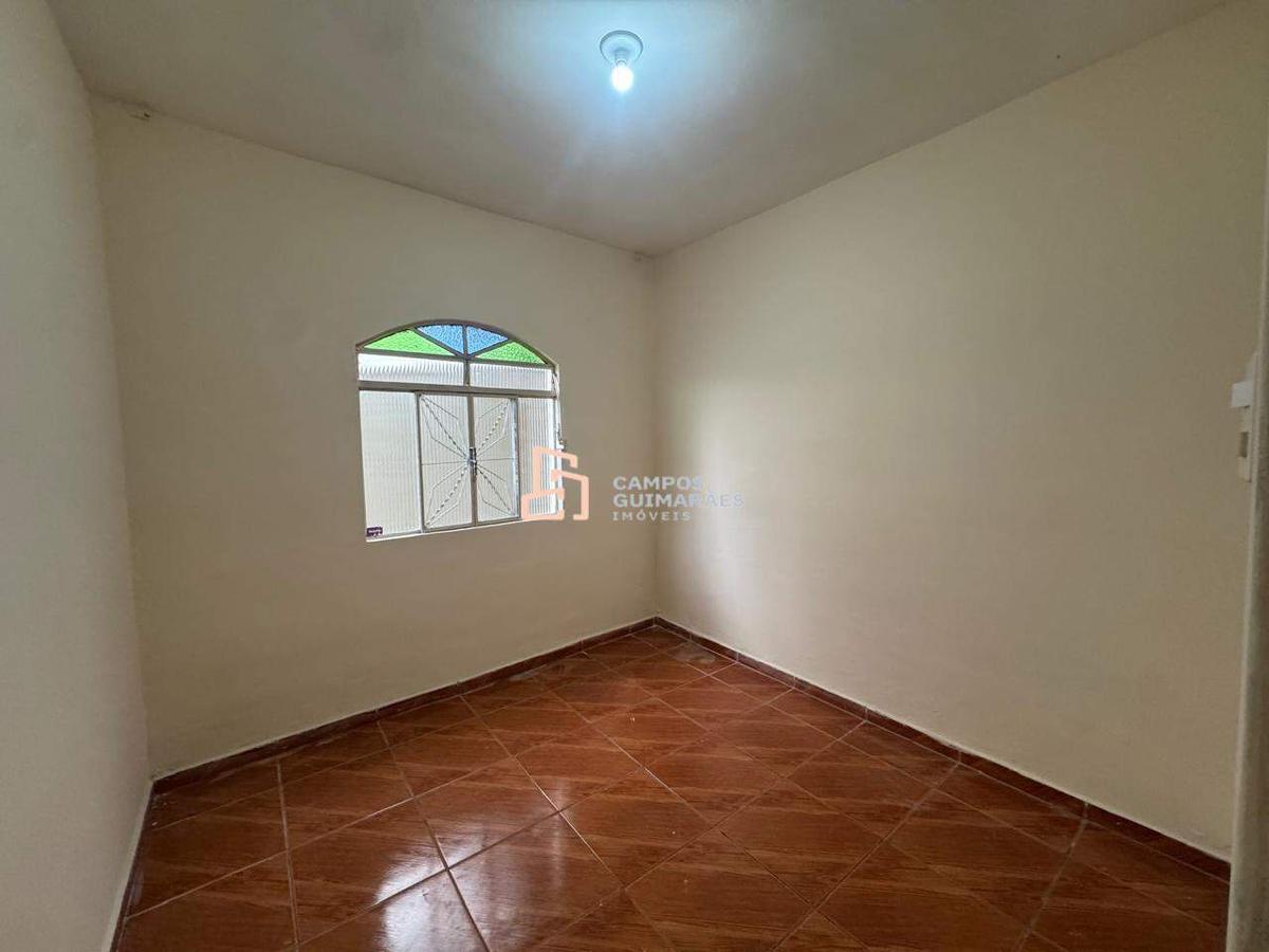 Casa, Barreiro, 3 Quartos, 1 Vaga, 1 Suíte