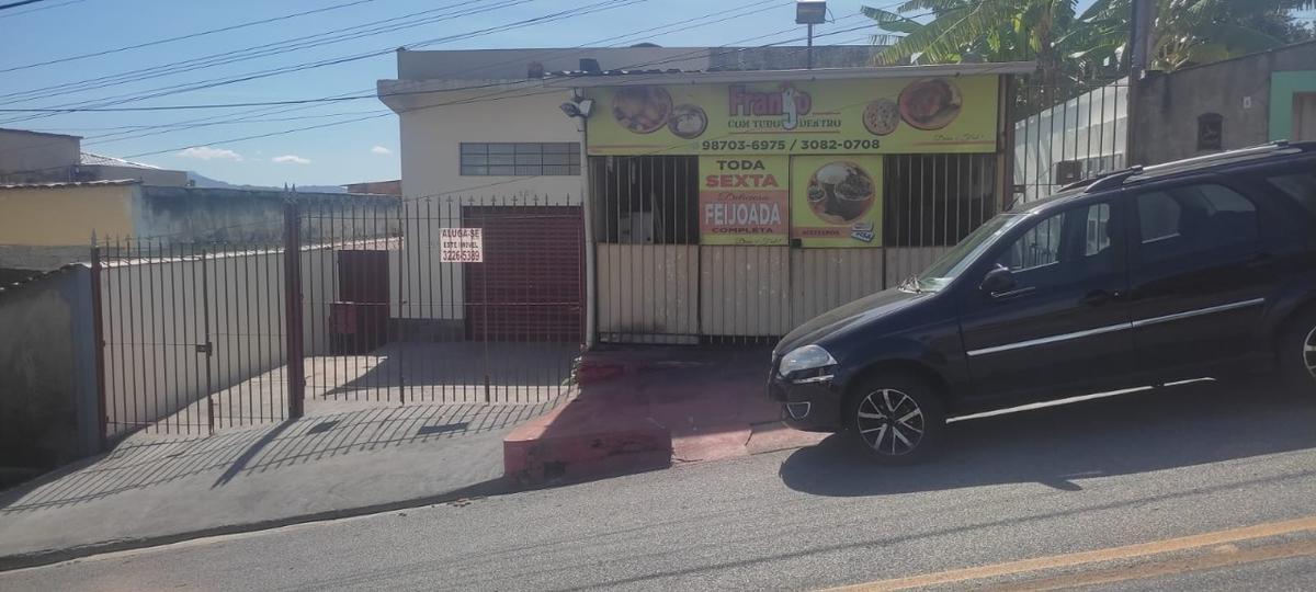 Casa Comercial, Ipê, 2 Quartos, 3 Vagas