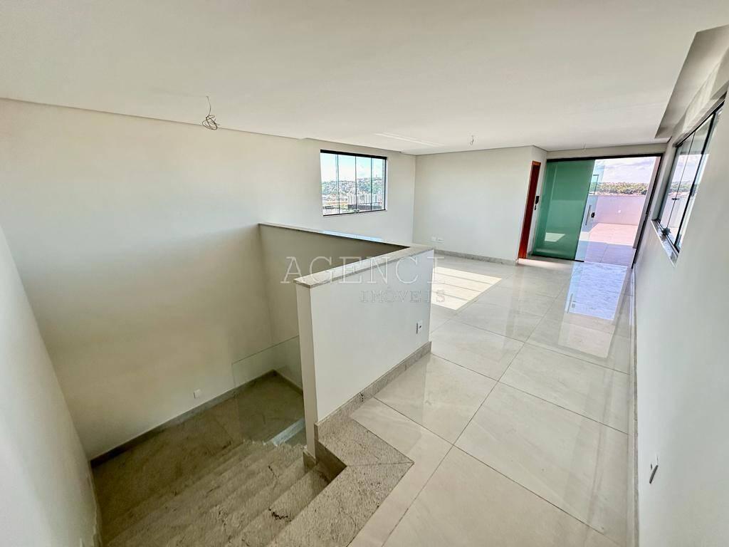 Cobertura, Serrano, 4 Quartos, 0 Vaga, 1 Suíte